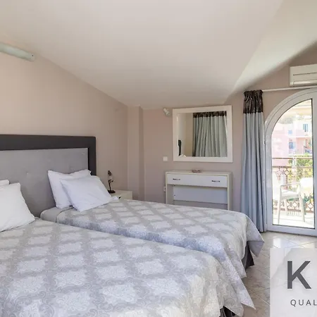 Apart-hotel Zoi