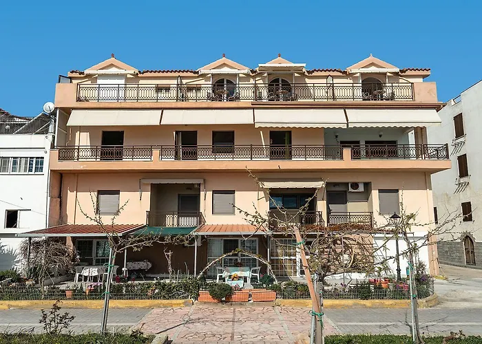 Zoi's Sea View In Lixouri