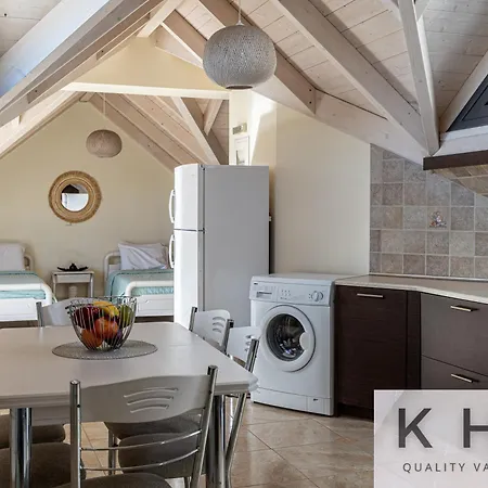 Apartmanhotel Zoi's Sea View In Lixúri