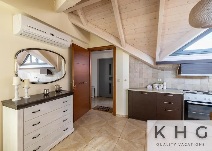 Zoi's Sea View In Apartahotel 3*