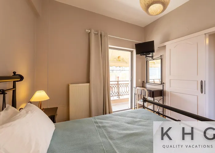 Apartahotel Zoi's Sea View In