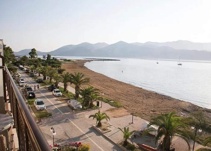 Zoi's Sea View In Apartahotel Lixouri