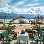 Zoi's Sea View In Lixúri