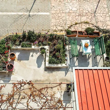 아파트호텔 Zoi's Sea View In 릭수리