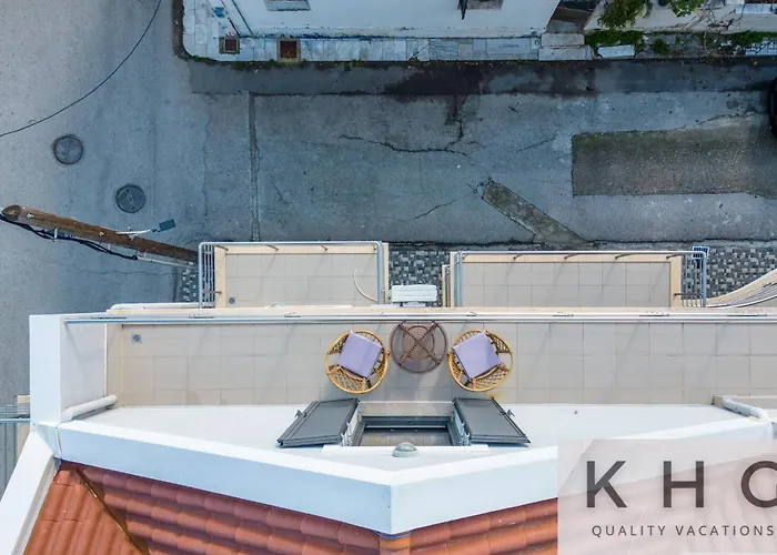 Zoi's Sea View In Aparthotel